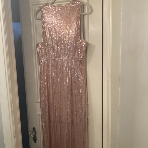 Dress - Picture 3 of 4